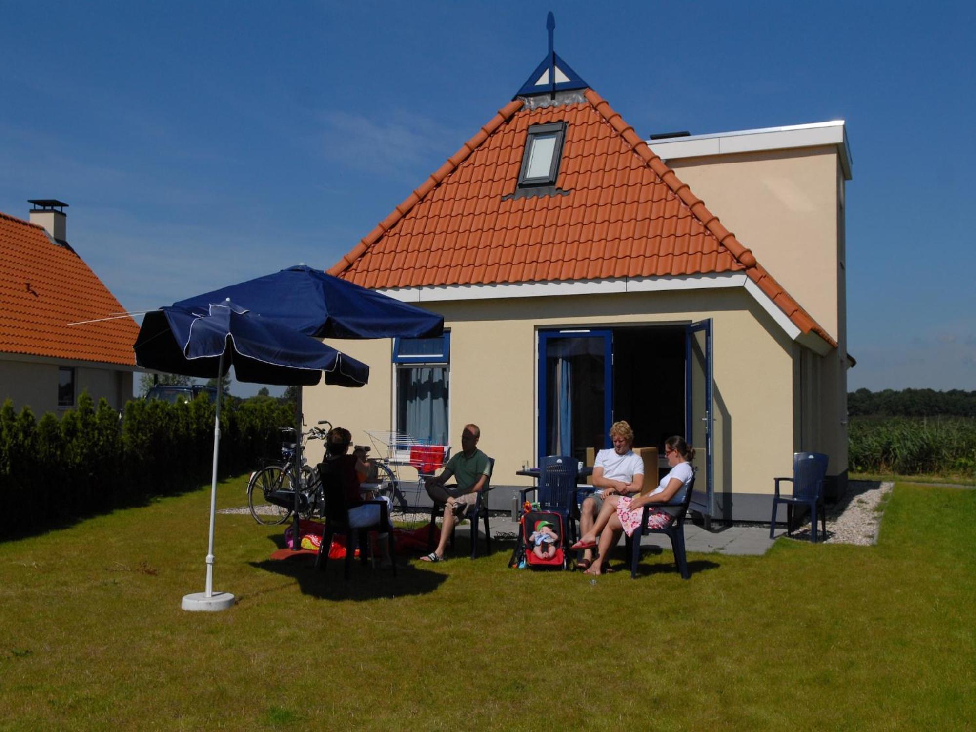 Detached Villa With Dishwasher Leeuwarden At 21Km Suameer Exterior photo